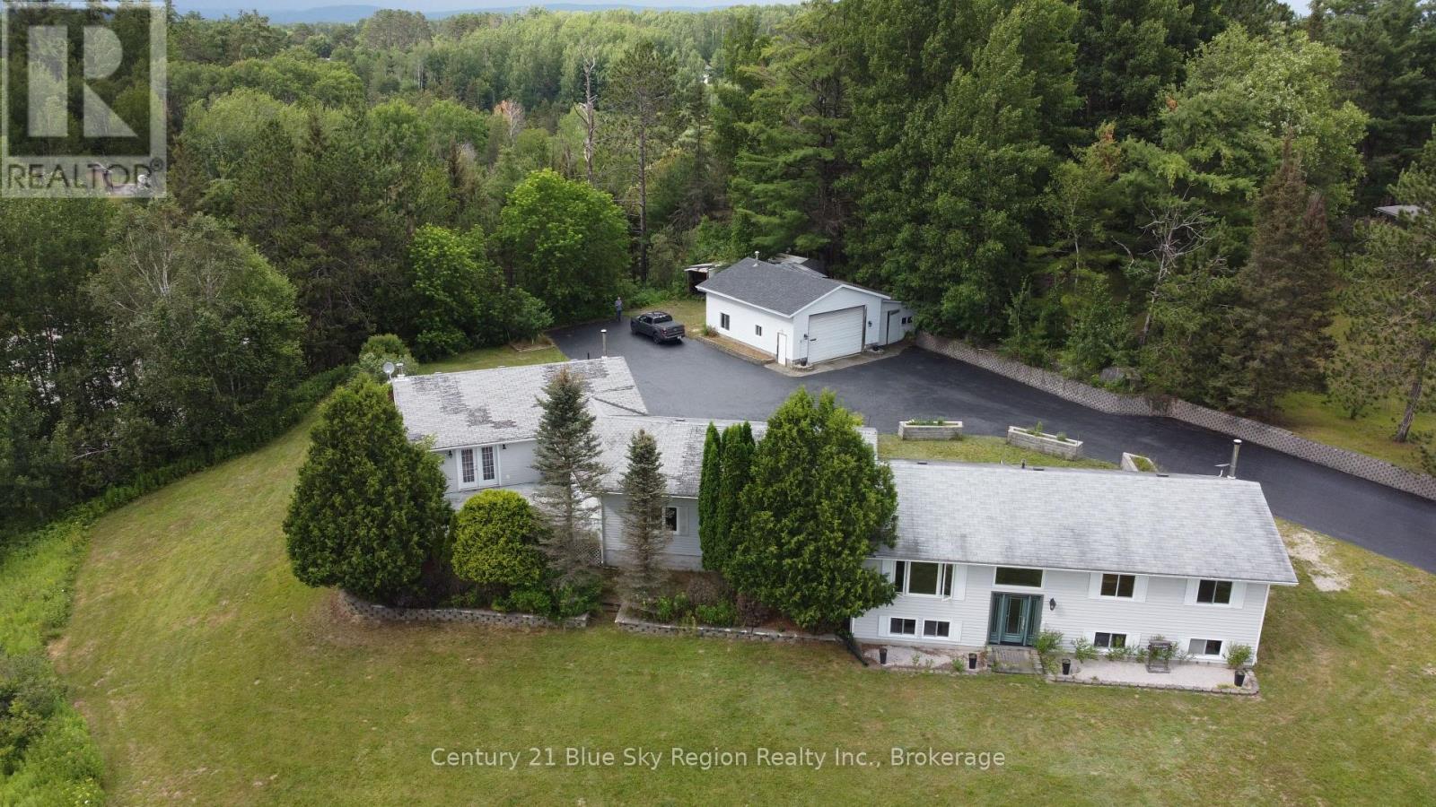 25 Meadow Drive Property Photo 1