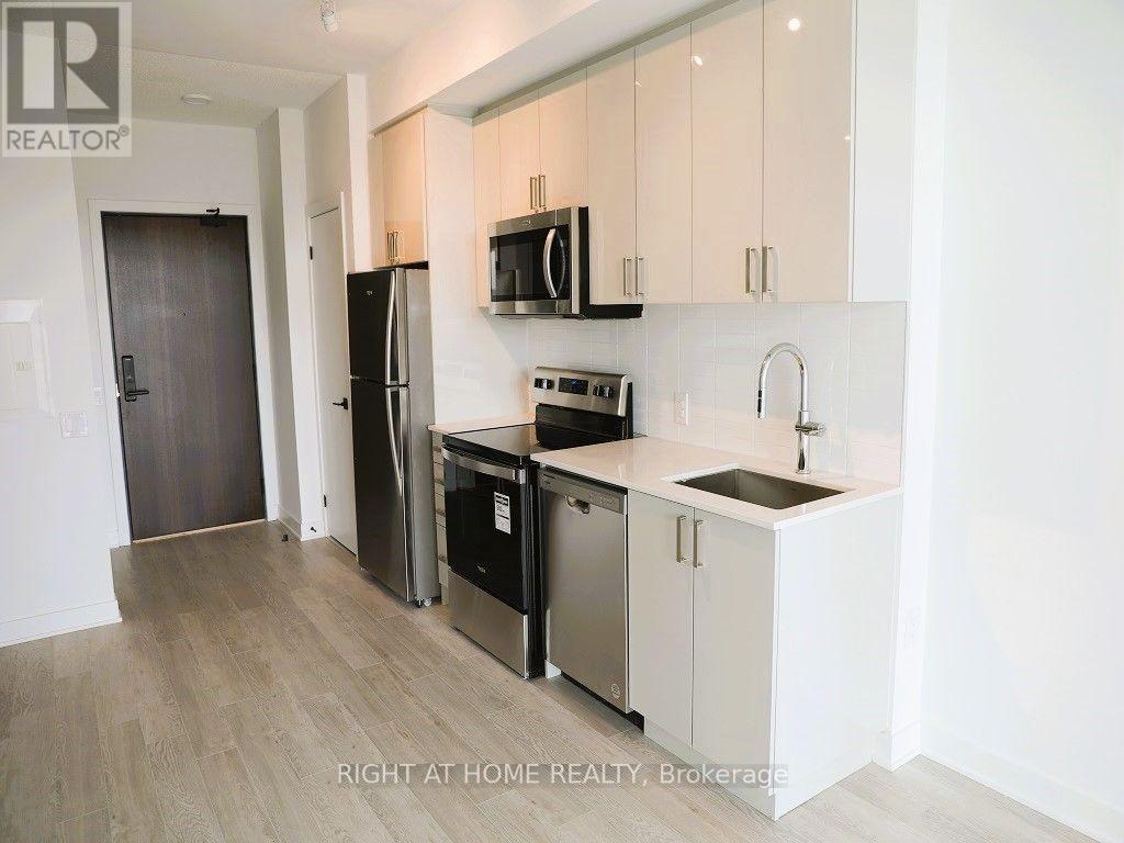 903 - 2782 Barton Street N Property Photo 2
