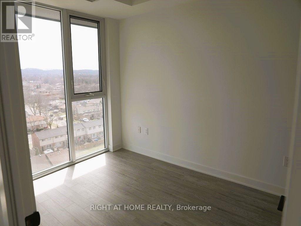 903 - 2782 Barton Street N Property Photo 6