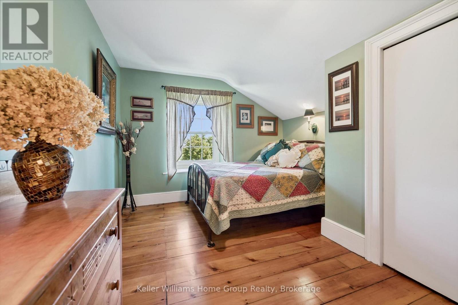 996 Scotland Street Property Photo 38