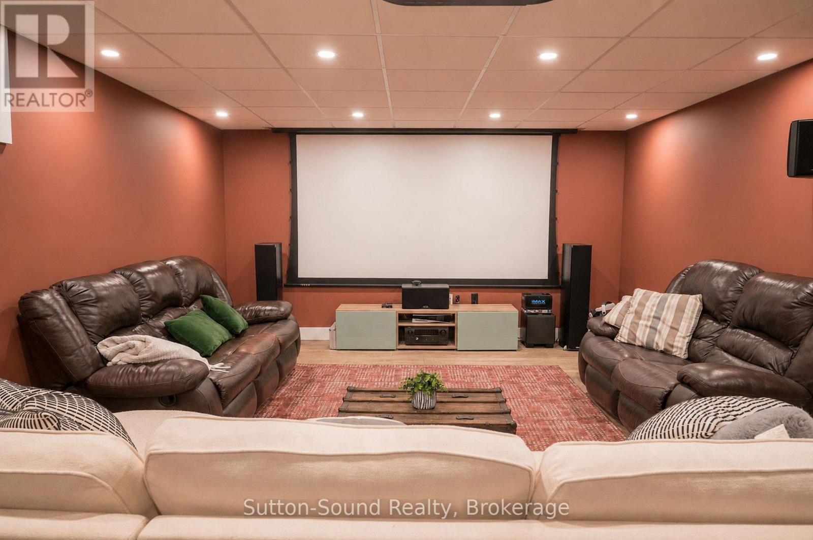 286 Balmy Beach Road N Property Photo 25