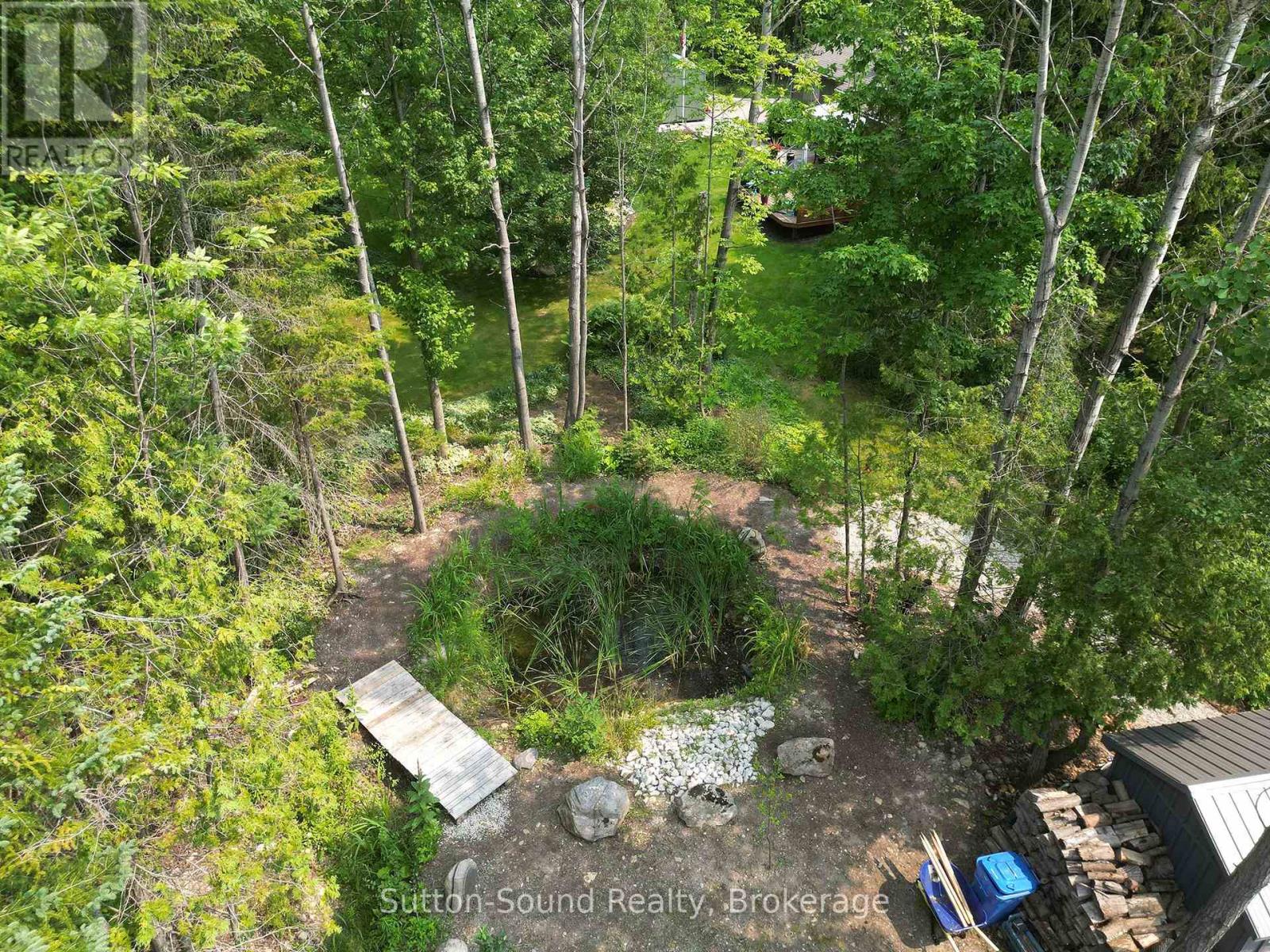286 Balmy Beach Road N Property Photo 46