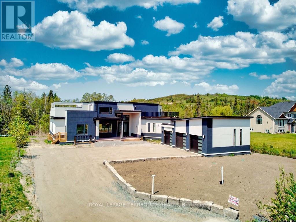 9 Rustlewood Avenue Property Photo 1