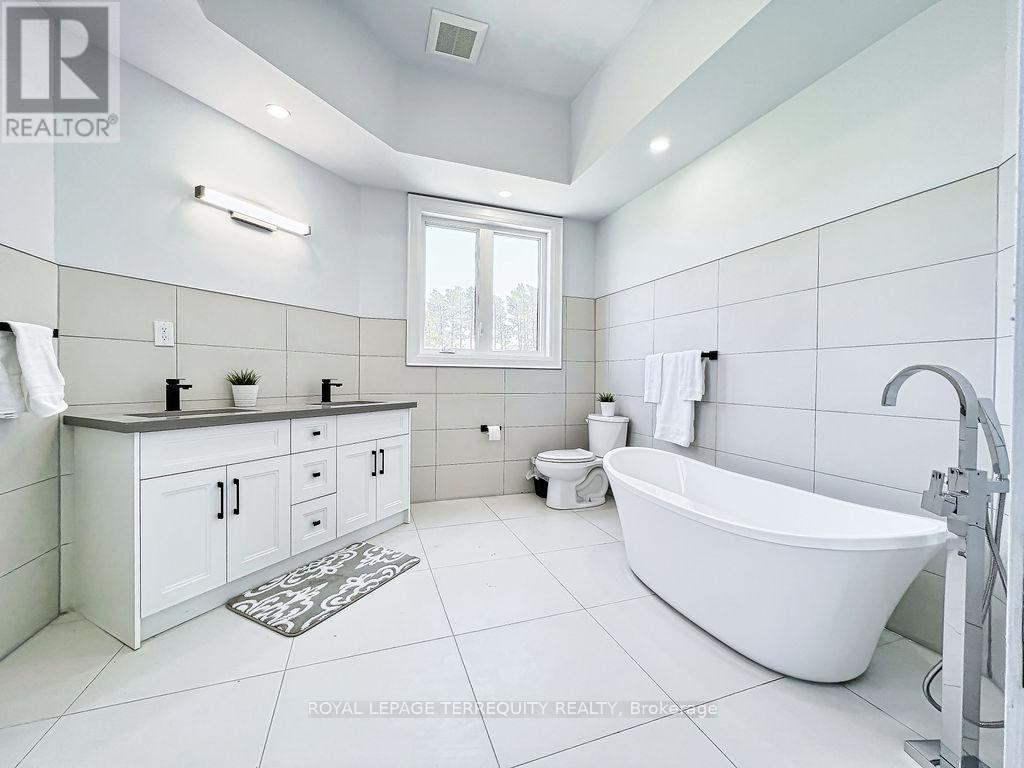 9 Rustlewood Avenue Property Photo 10
