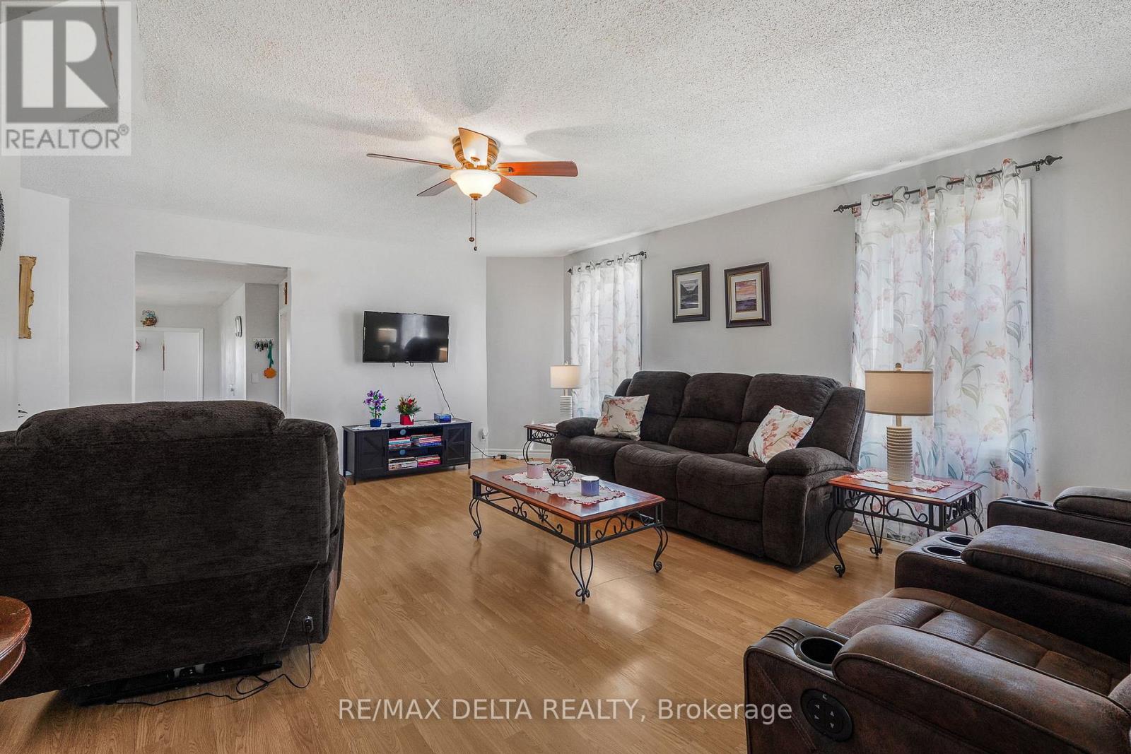 3697 Etienne Road Property Photo 5