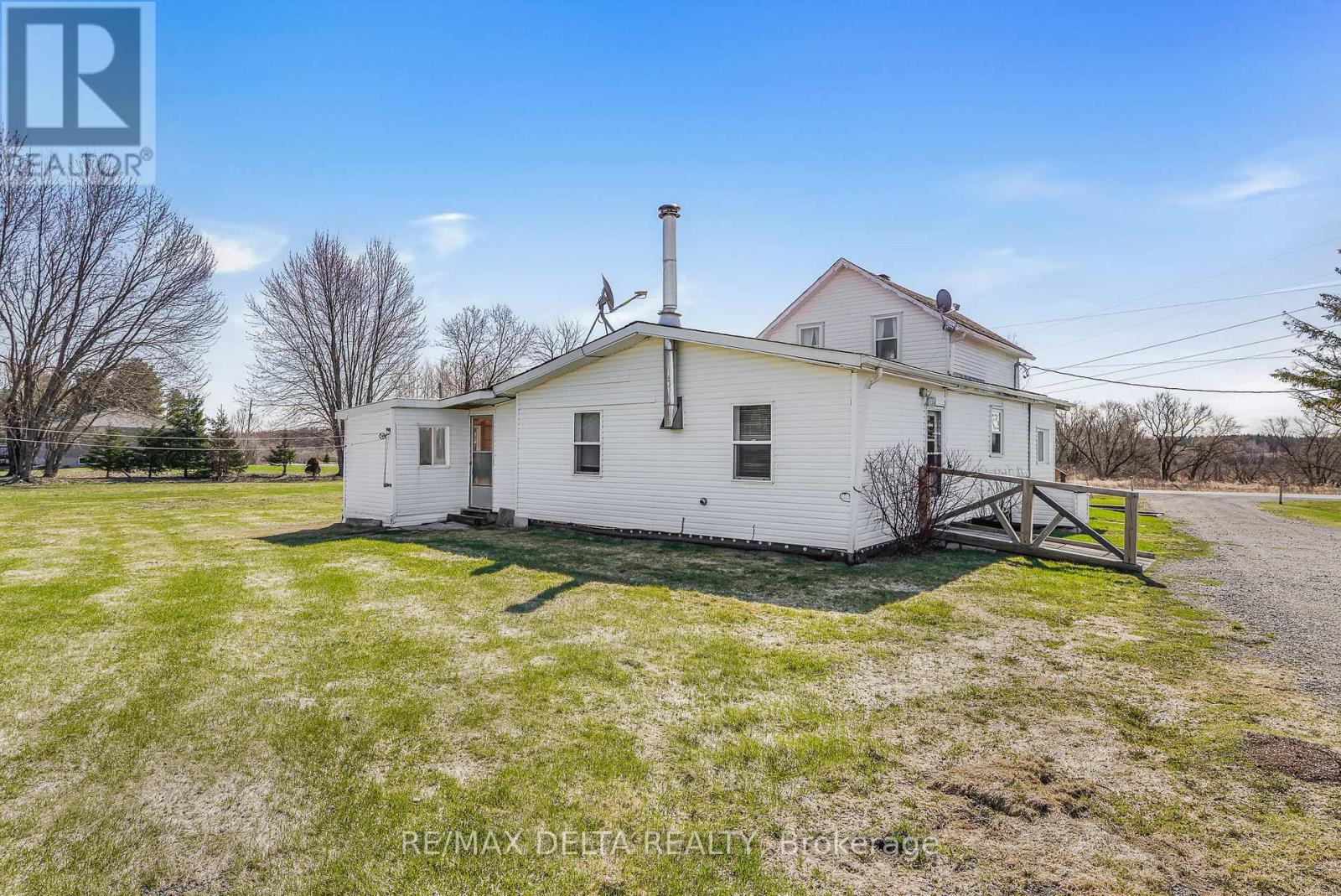 3697 Etienne Road Property Photo 25
