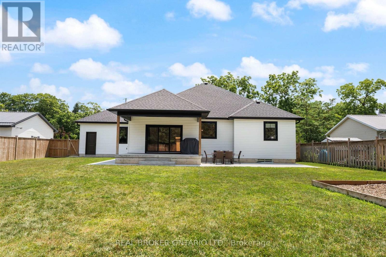 1463 Norfolk County Road 21 Property Photo 25