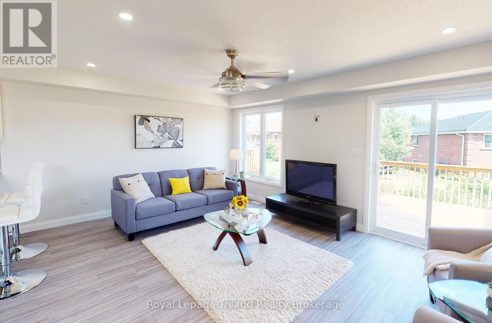 Unit B - 137 Wimpole Street Property Photo 9