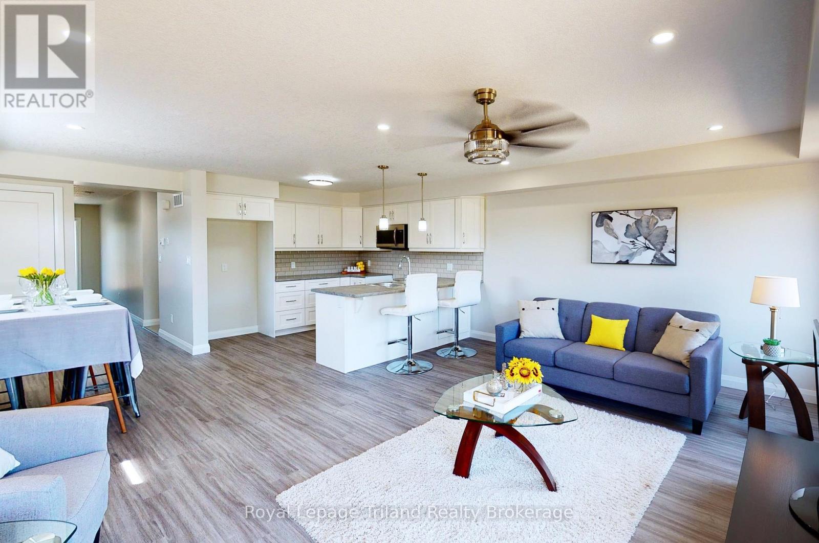 Unit B - 137 Wimpole Street Property Photo 10