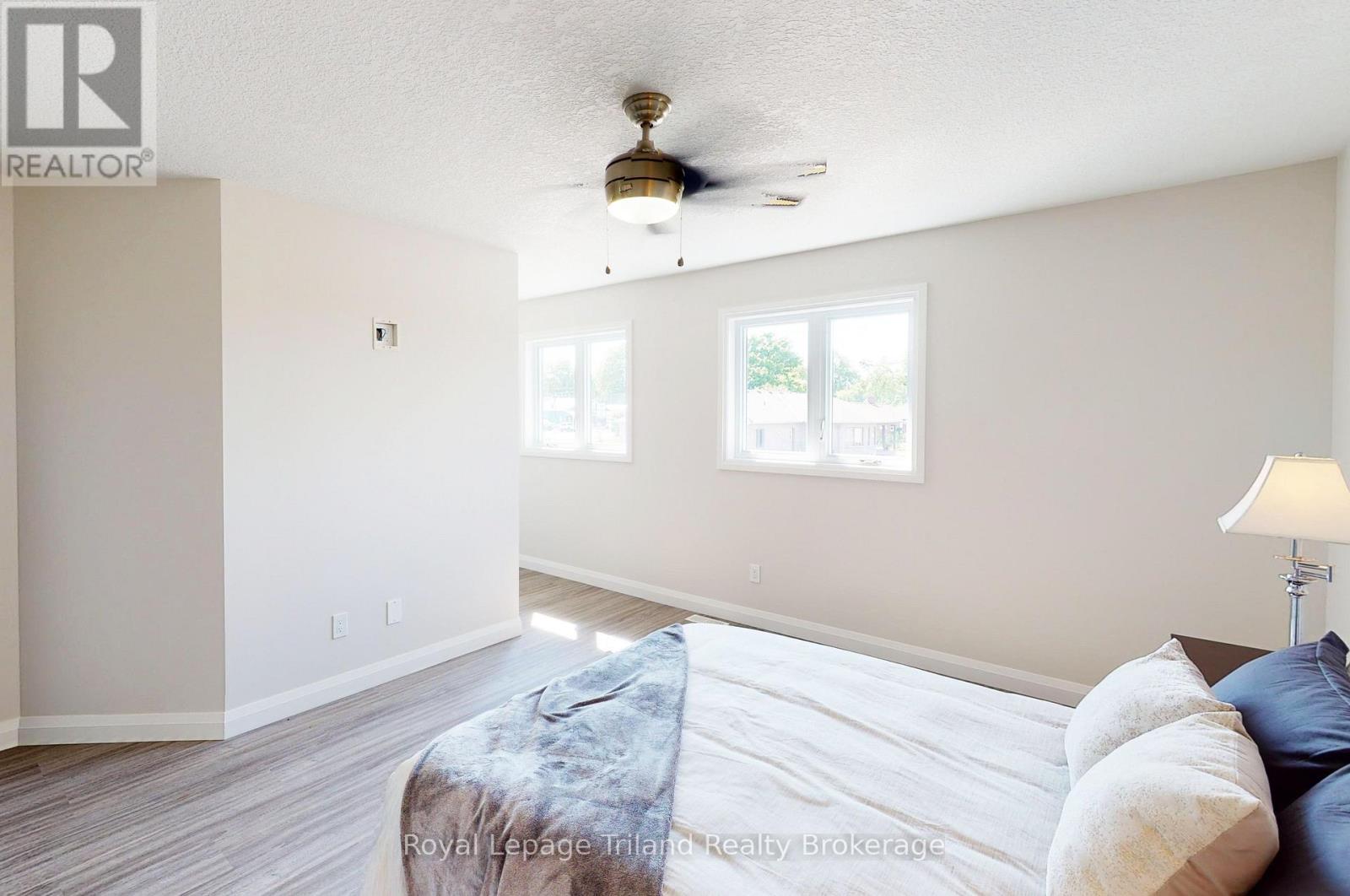 Unit B - 137 Wimpole Street Property Photo 19