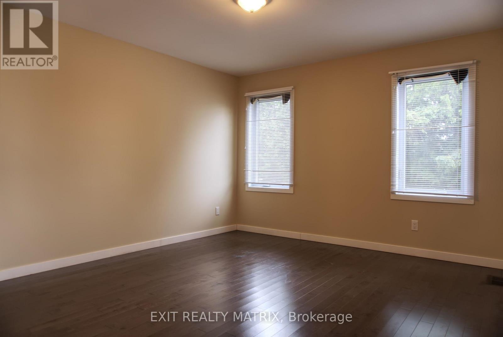 1557 Belcourt Boulevard Property Photo 15