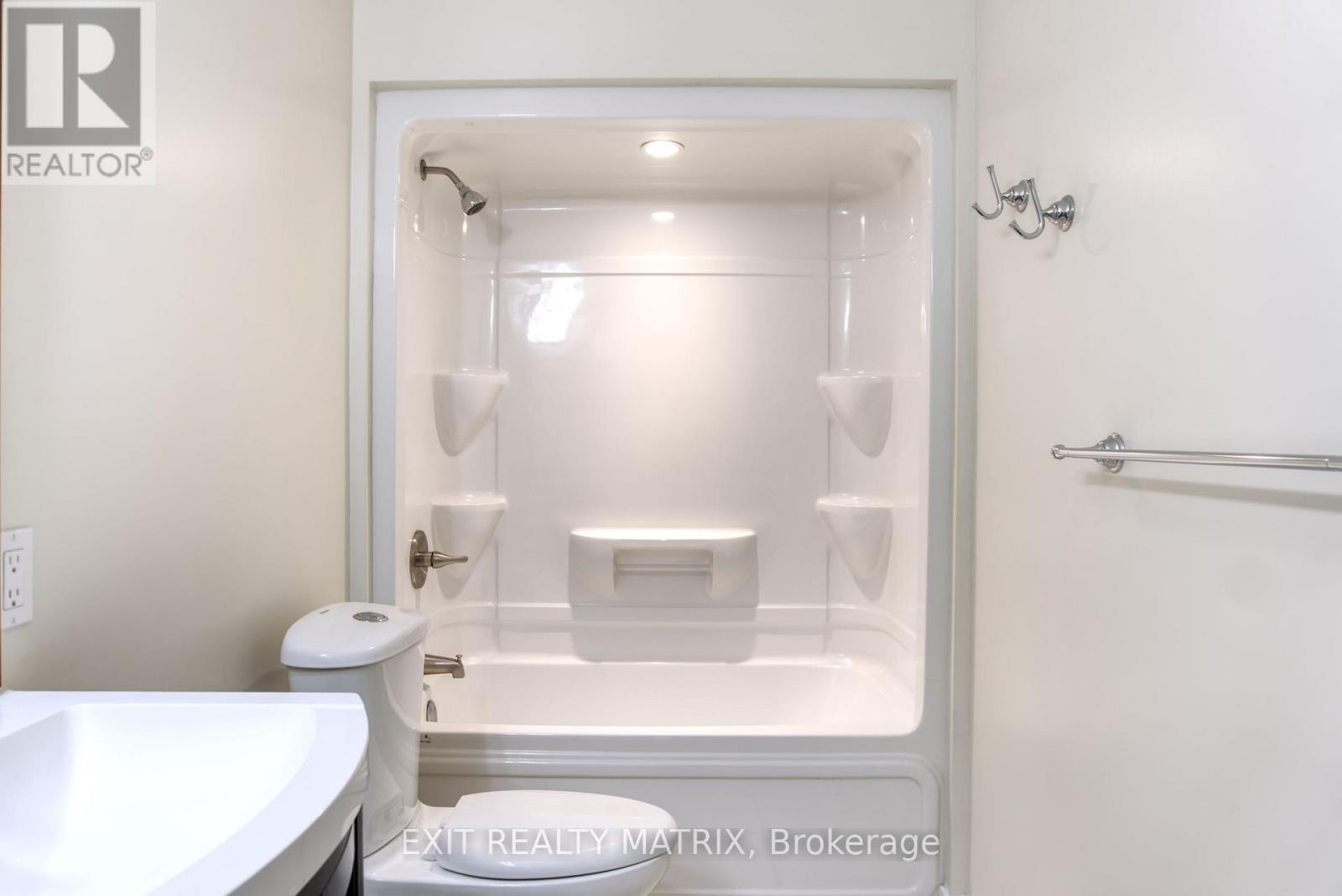 1557 Belcourt Boulevard Property Photo 20