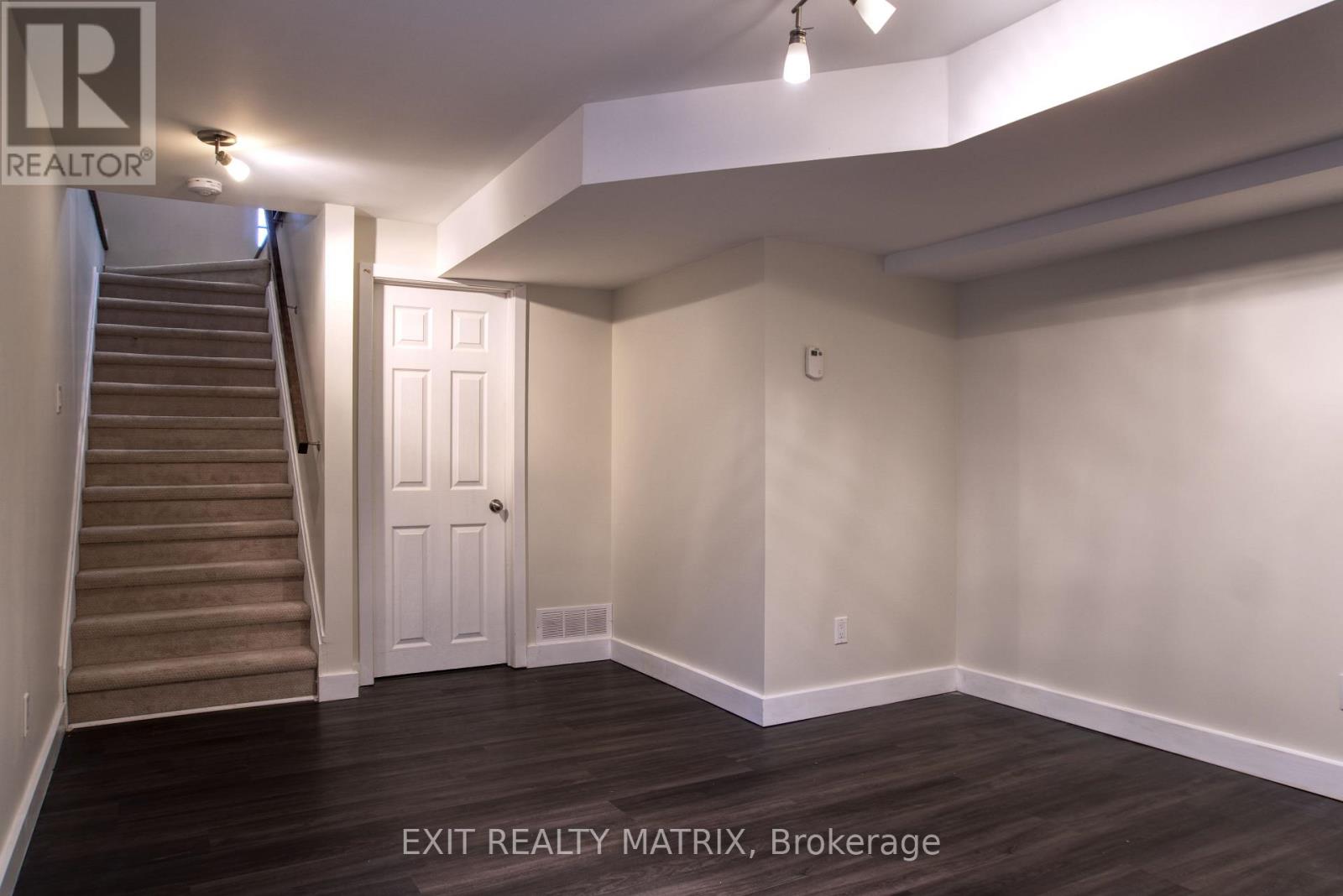 1557 Belcourt Boulevard Property Photo 26
