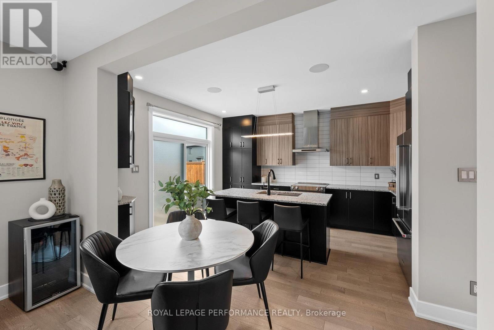 210 Spindrift Circle Property Photo 10