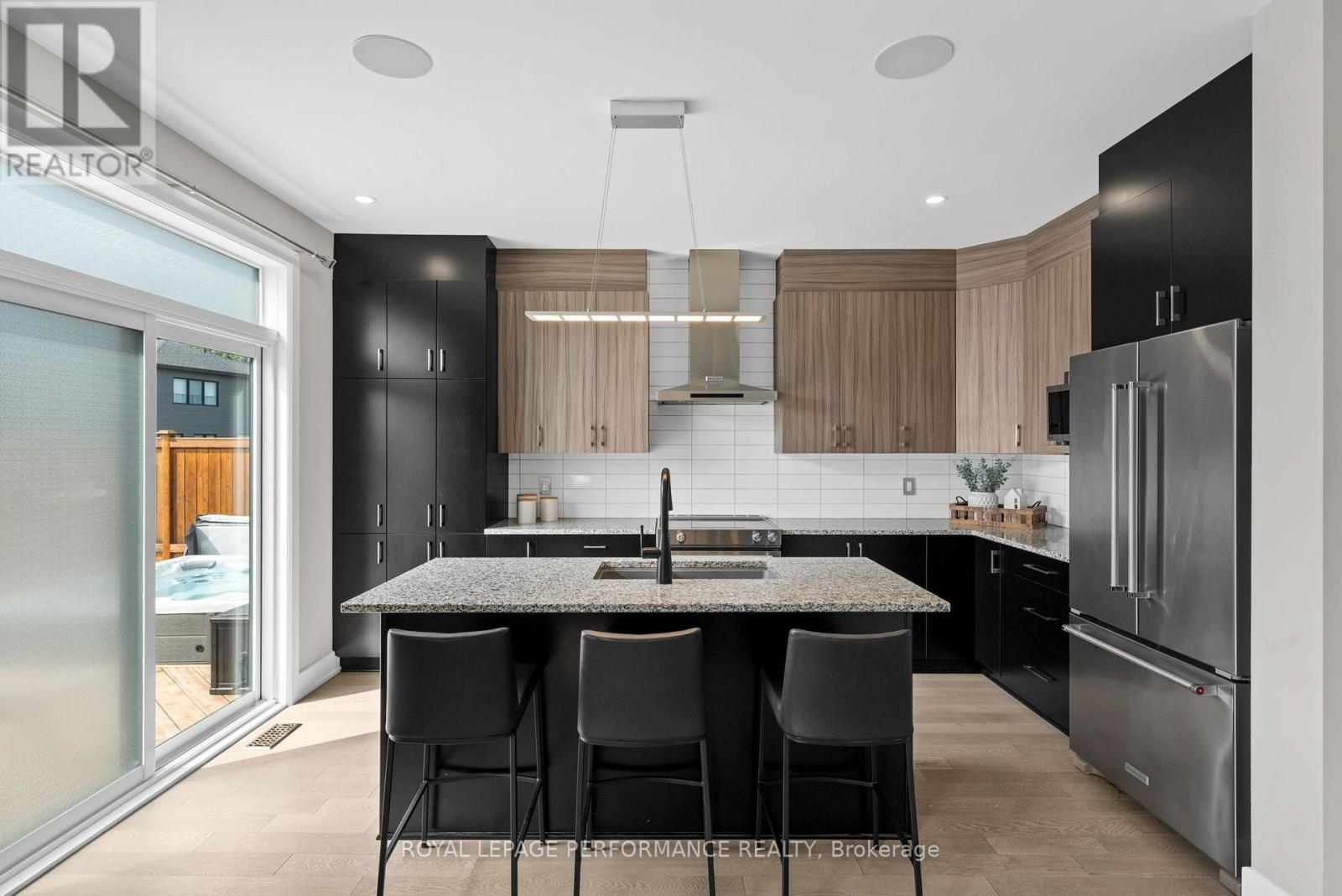 210 Spindrift Circle Property Photo 11
