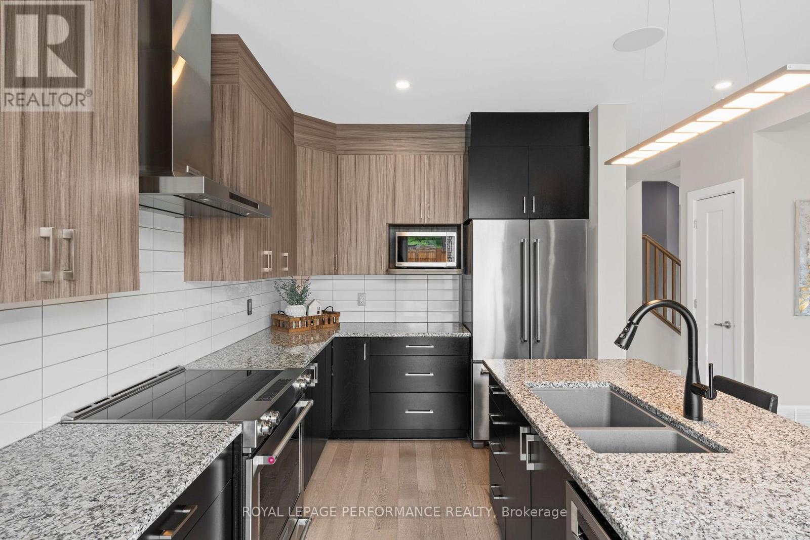 210 Spindrift Circle Property Photo 13