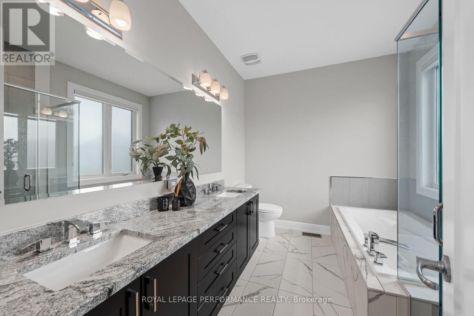 210 Spindrift Circle Property Photo 23