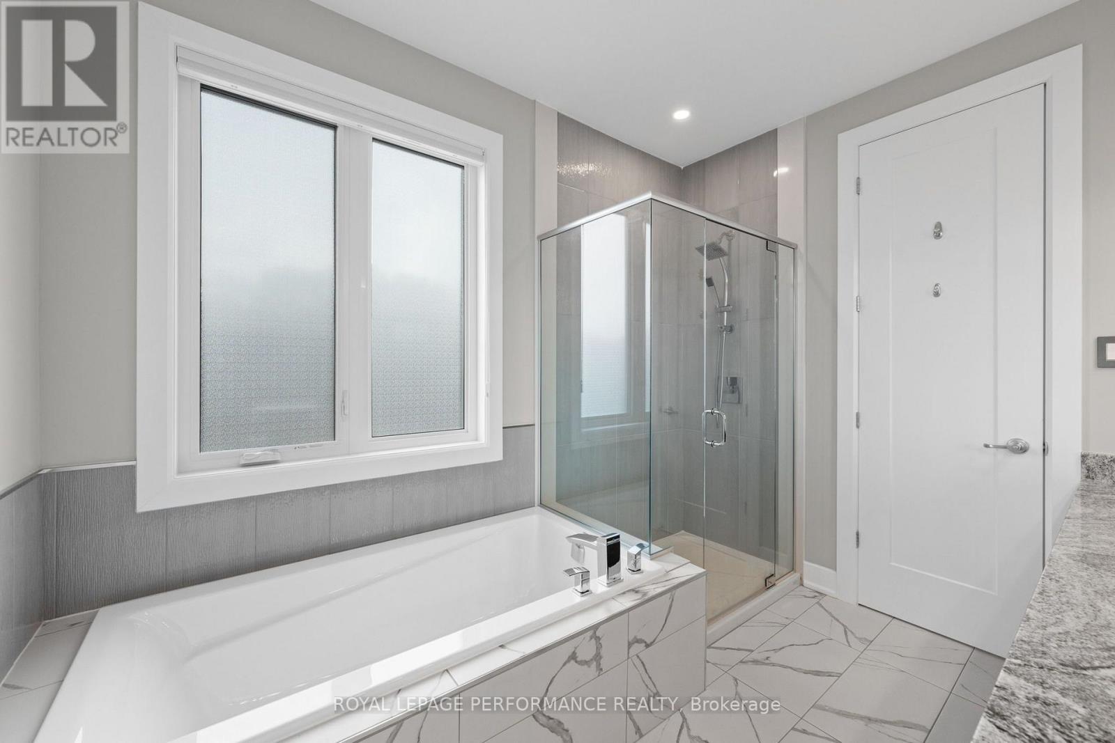 210 Spindrift Circle Property Photo 24