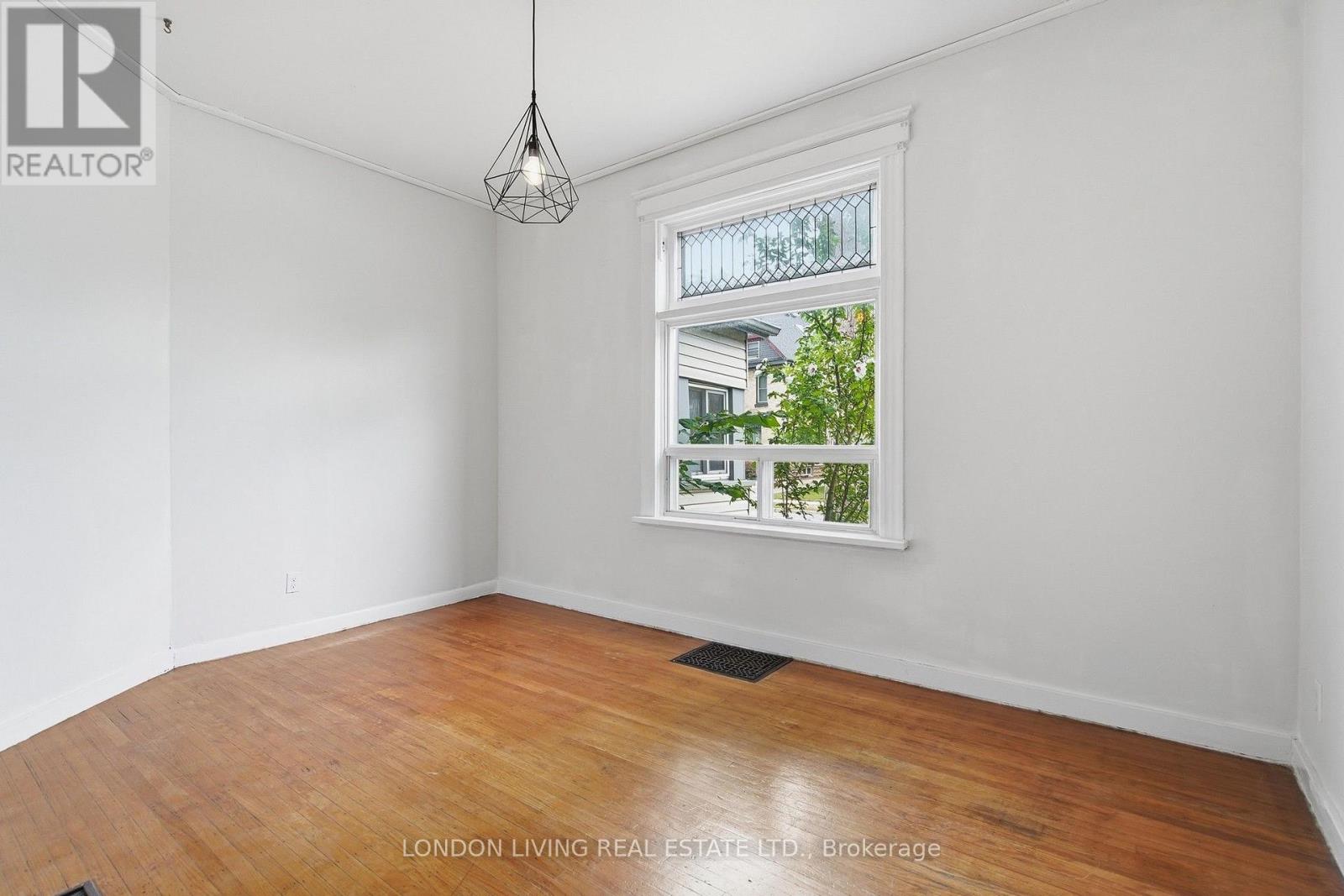 240 Wortley Road Property Photo 15