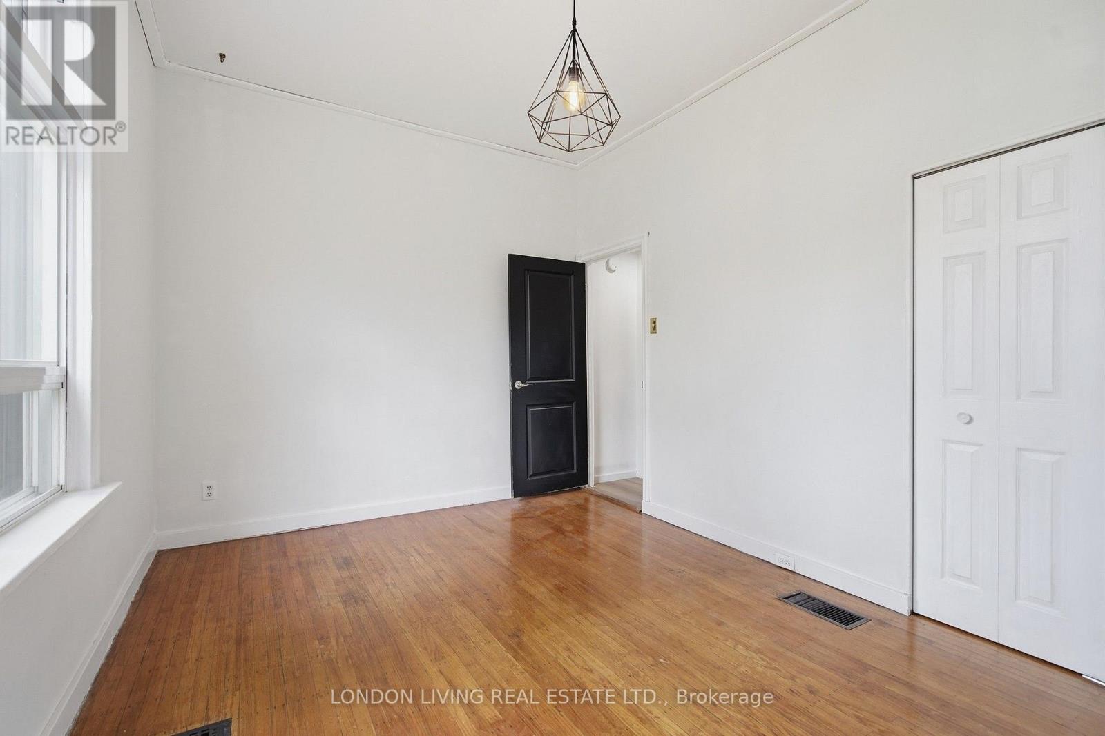 240 Wortley Road Property Photo 17