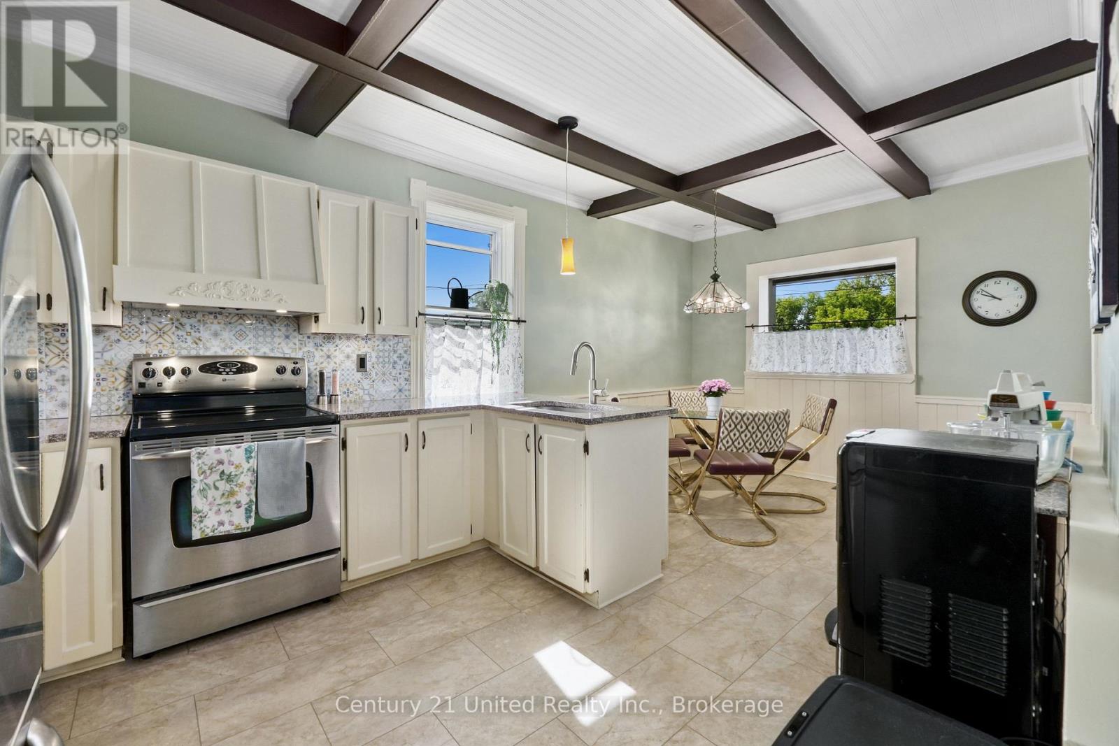 5 George Street E Property Photo 20