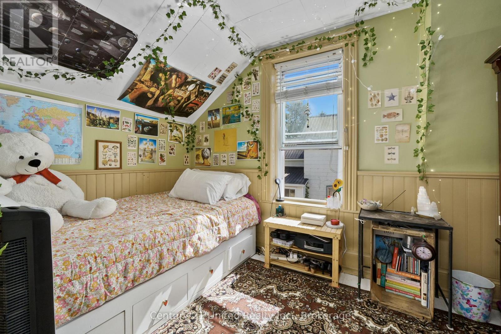 5 George Street E Property Photo 28