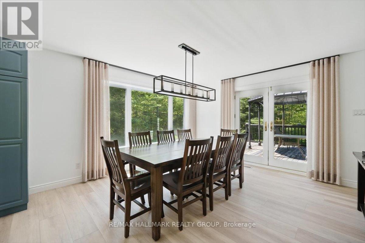 1720 Des Pins Road Property Photo 10