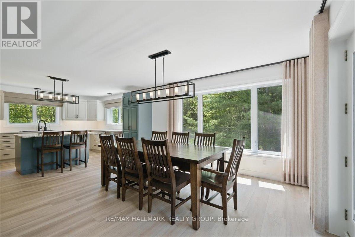 1720 Des Pins Road Property Photo 11
