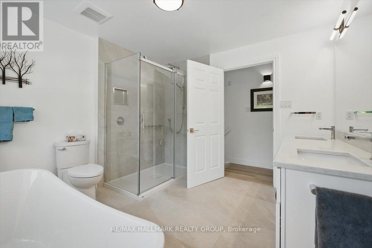 1720 Des Pins Road Property Photo 20