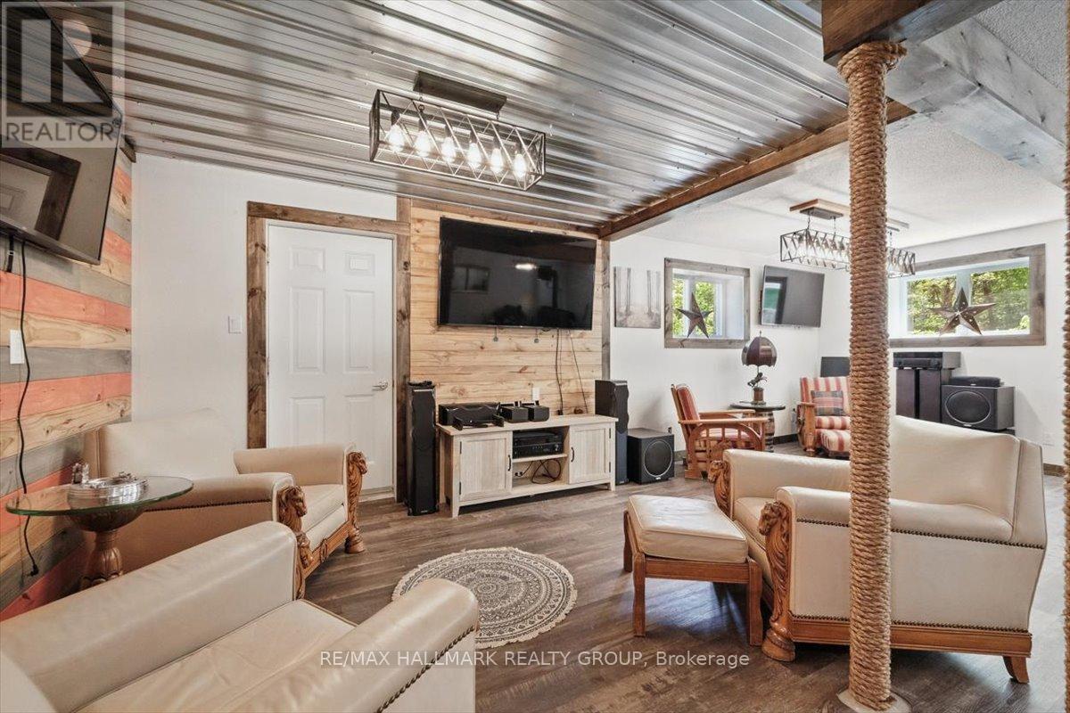 1720 Des Pins Road Property Photo 26