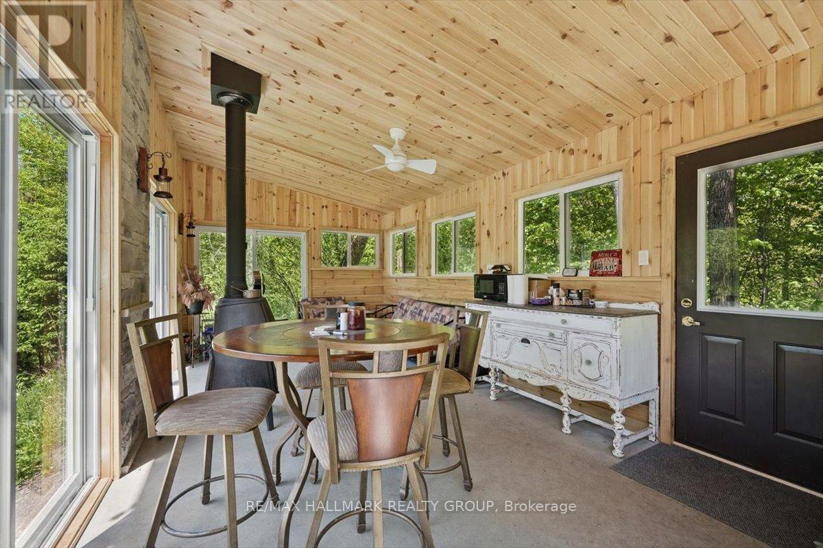 1720 Des Pins Road Property Photo 37