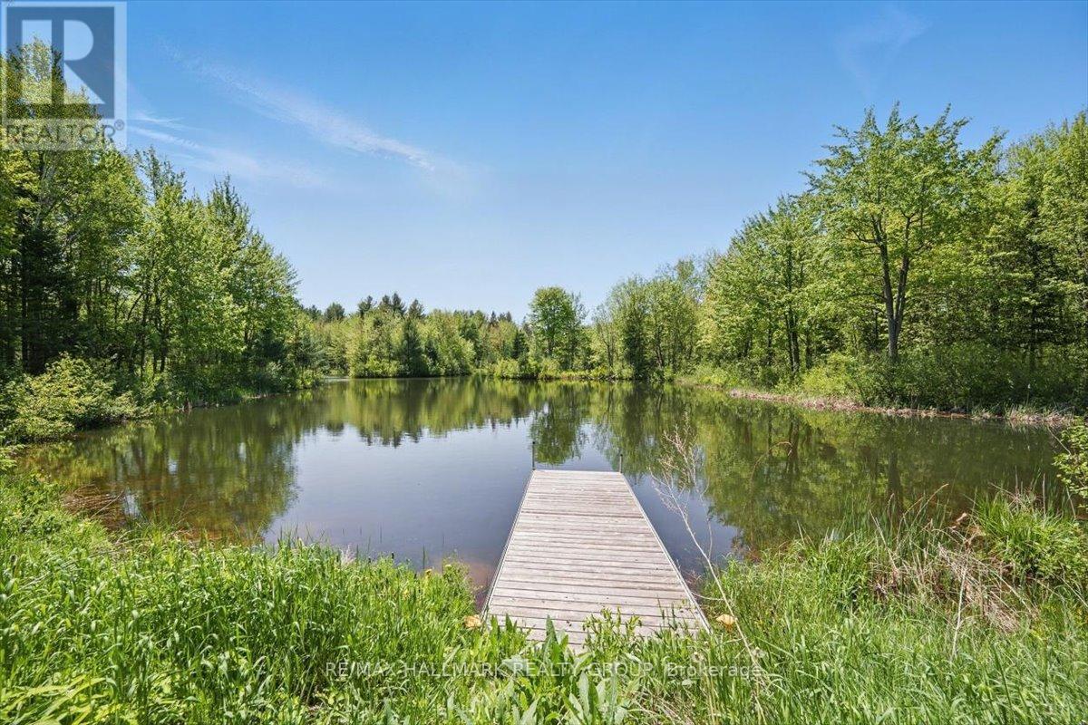 1720 Des Pins Road Property Photo 38