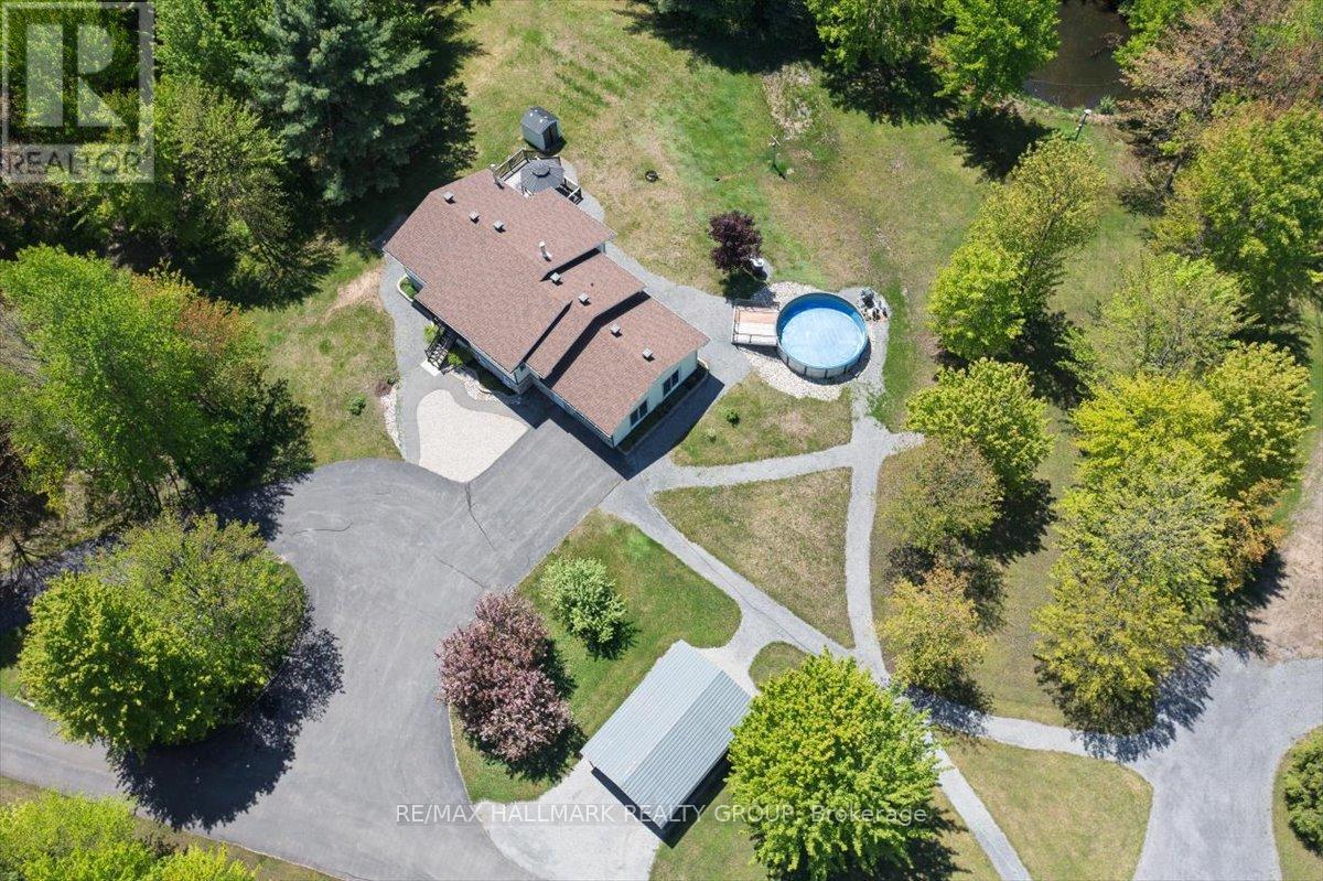 1720 Des Pins Road Property Photo 39