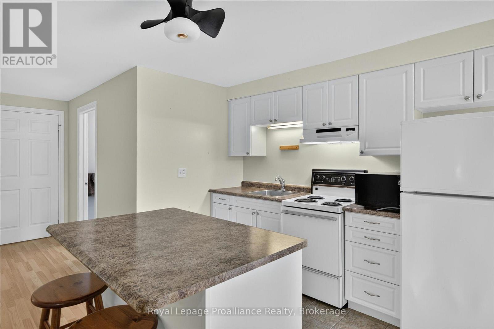 541 Garbutt Terrace Property Photo 32