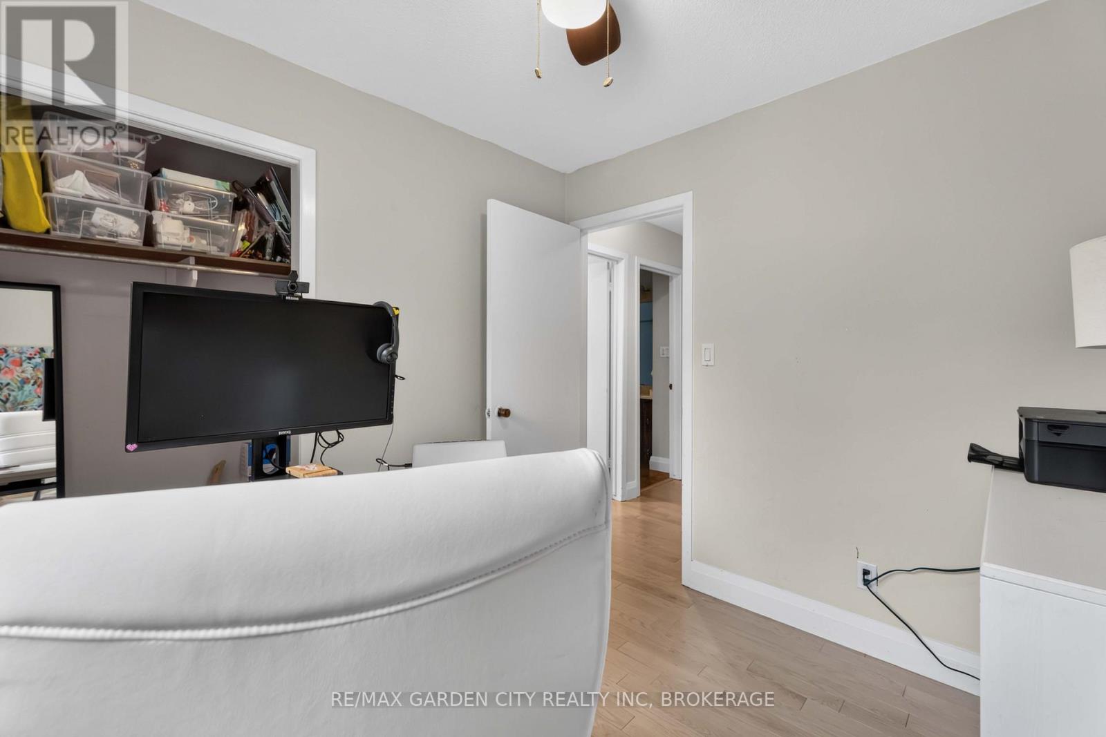 3 Fallingbrook Drive Property Photo 19
