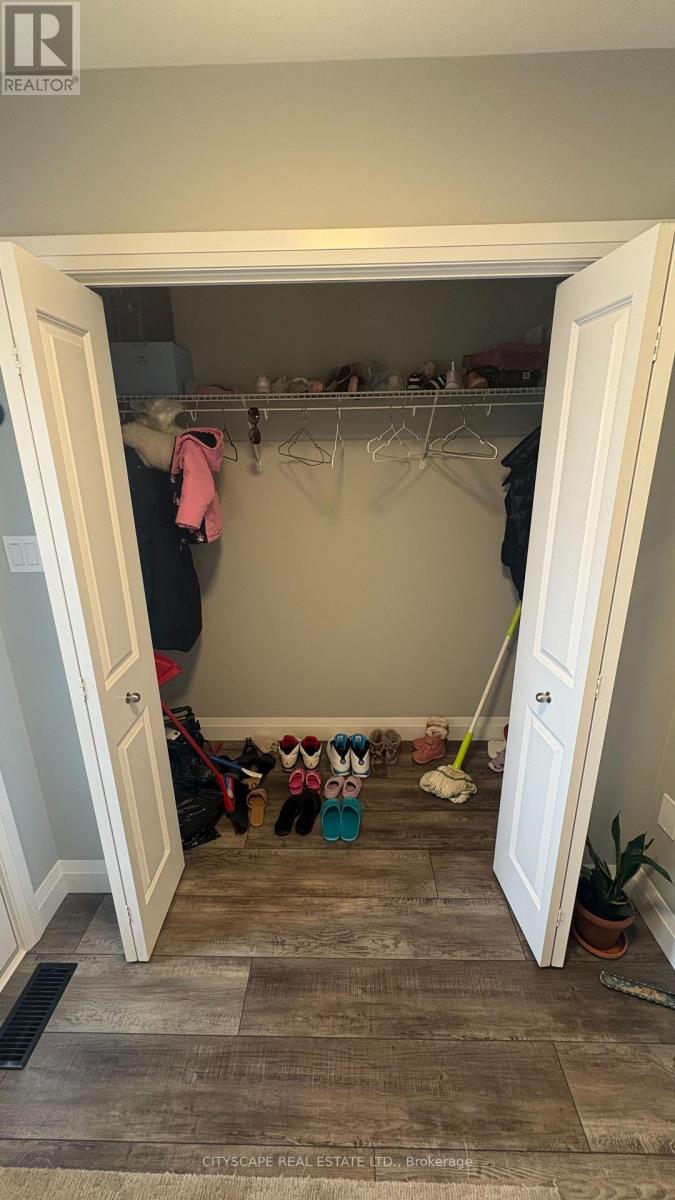 117 Stephenson Way Property Photo 32