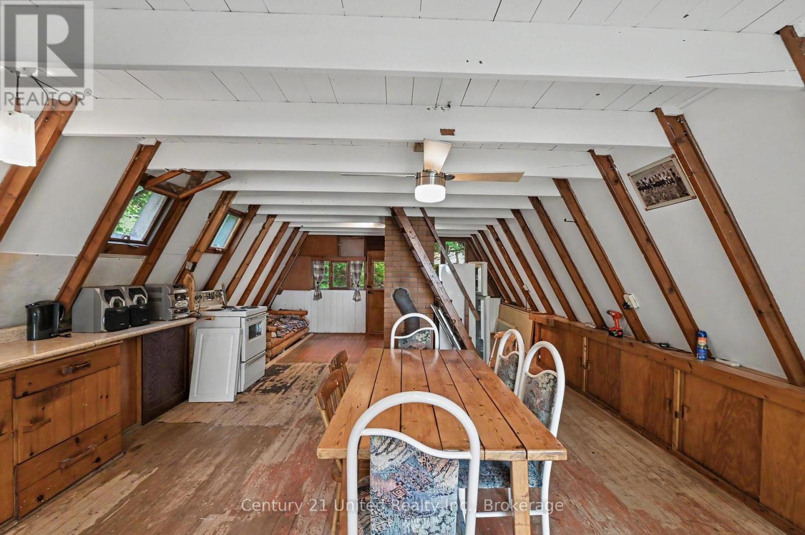 176 Robins Road Property Photo 18