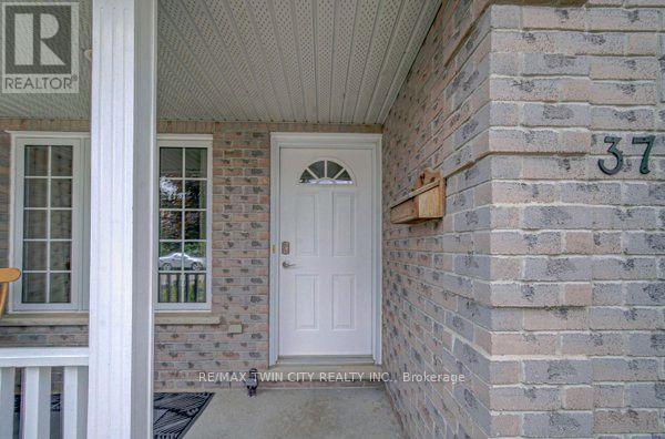 37 Wingfield Avenue Property Photo 5
