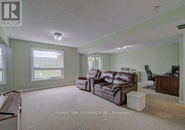 37 Wingfield Avenue Property Photo 23