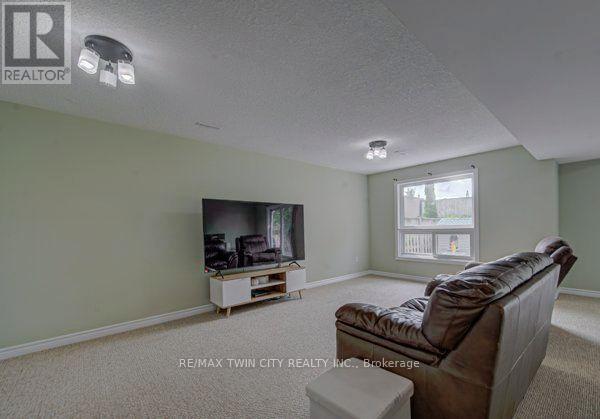 37 Wingfield Avenue Property Photo 27