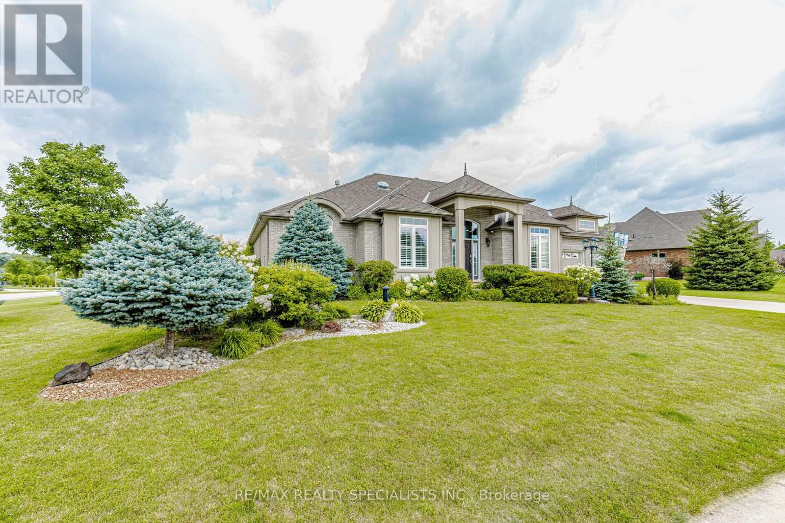 7 Snyder Court Property Photo 4