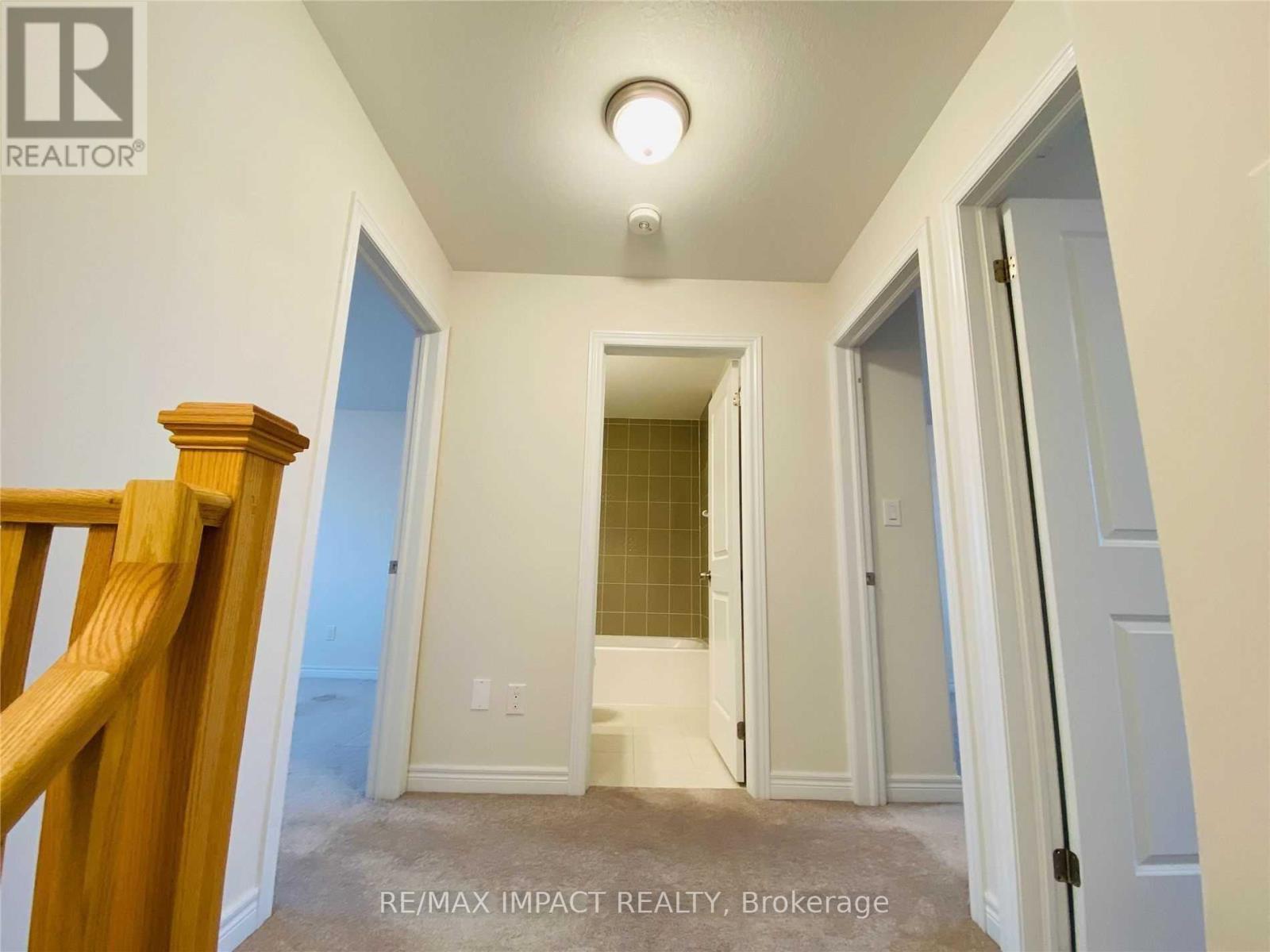 867 Broadway Boulevard Property Photo 9