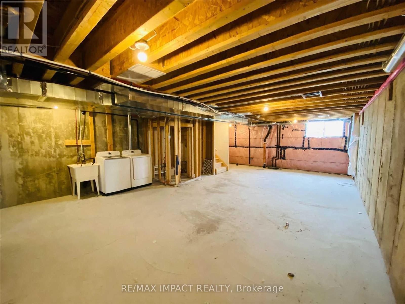 867 Broadway Boulevard Property Photo 23