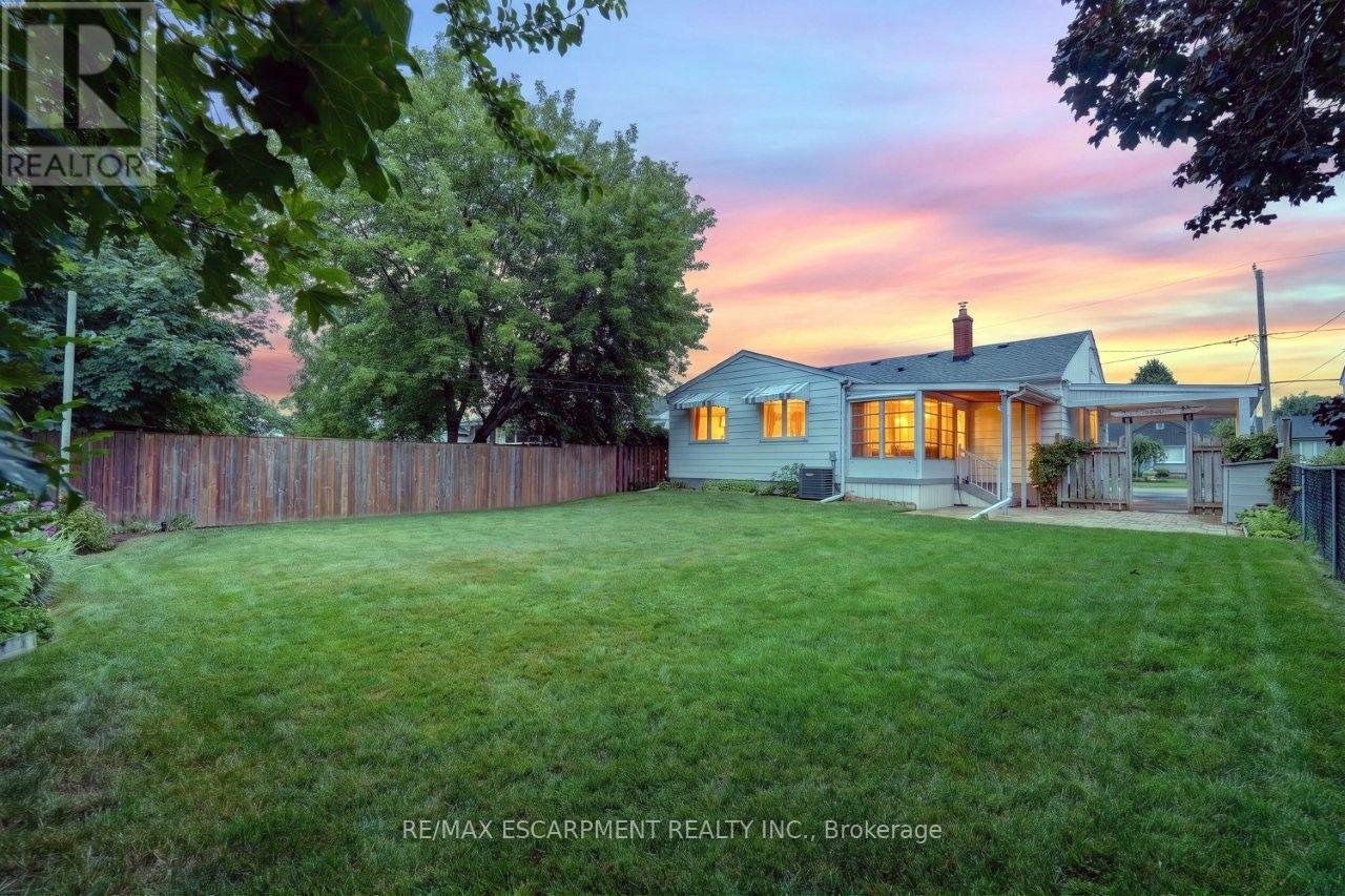 23 Lakeview Avenue Property Photo 3