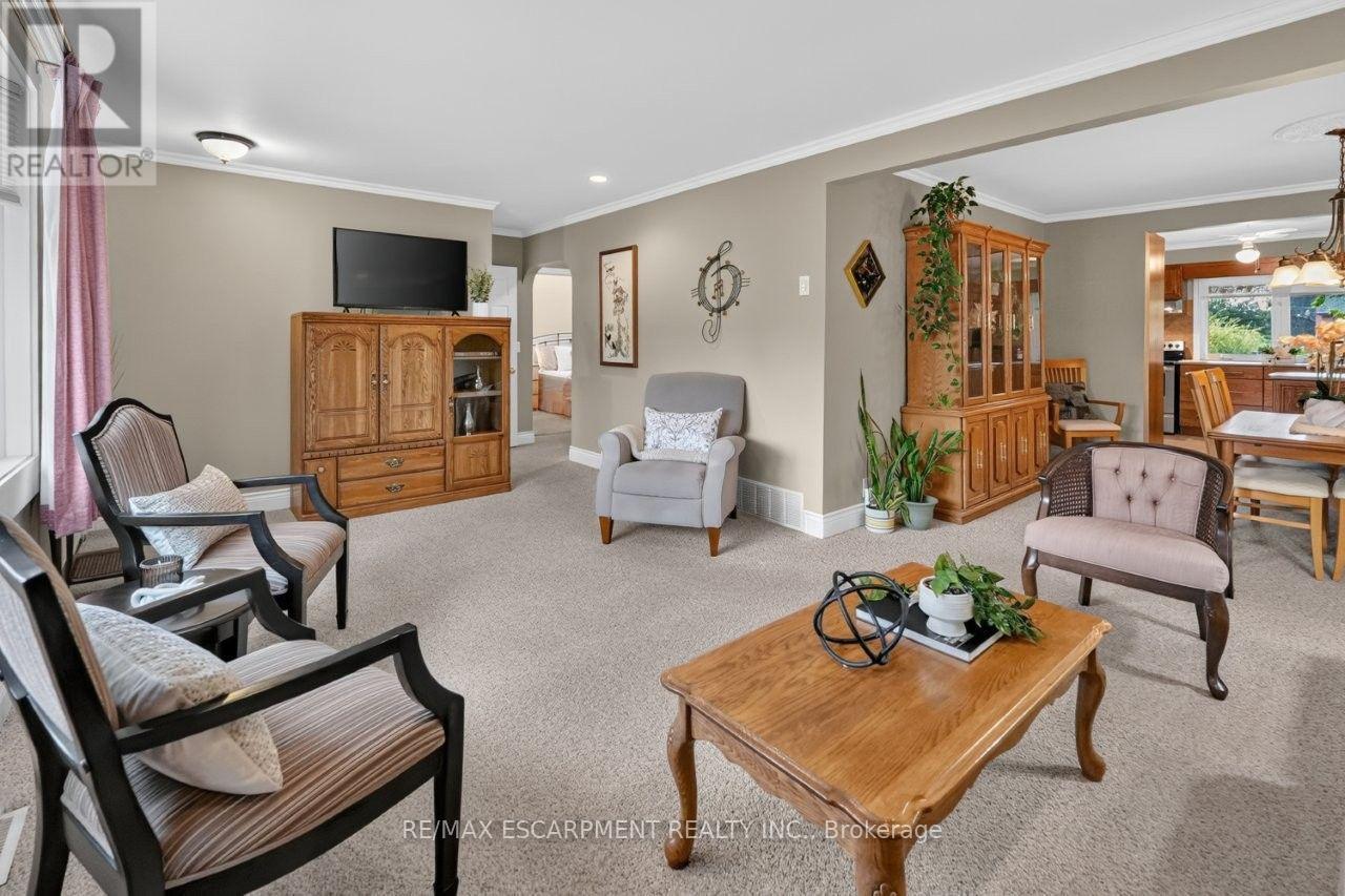 23 Lakeview Avenue Property Photo 12