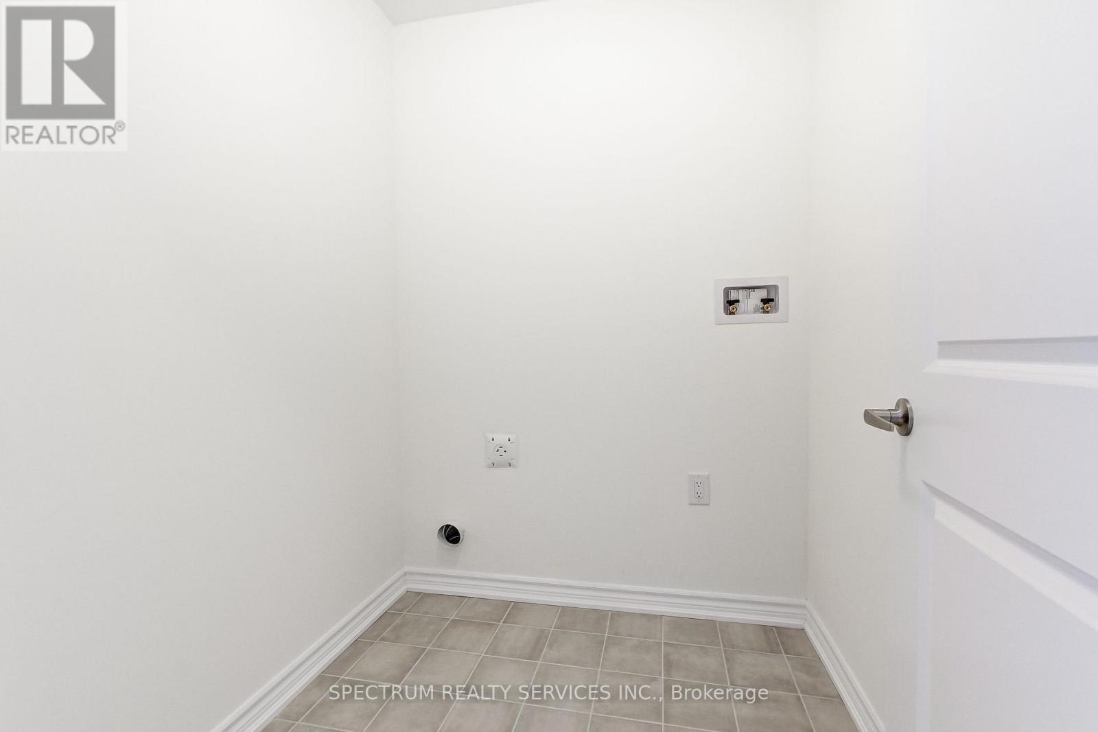 27 Strickland Avenue Property Photo 40