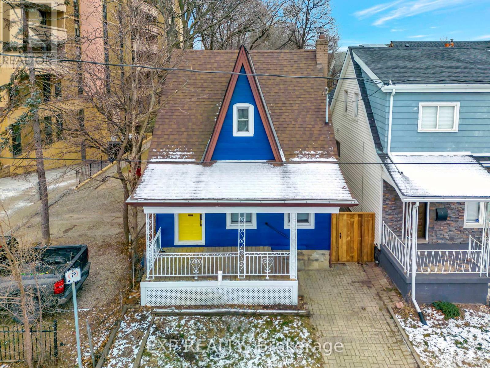 142 Sanford Avenue N Property Photo 32