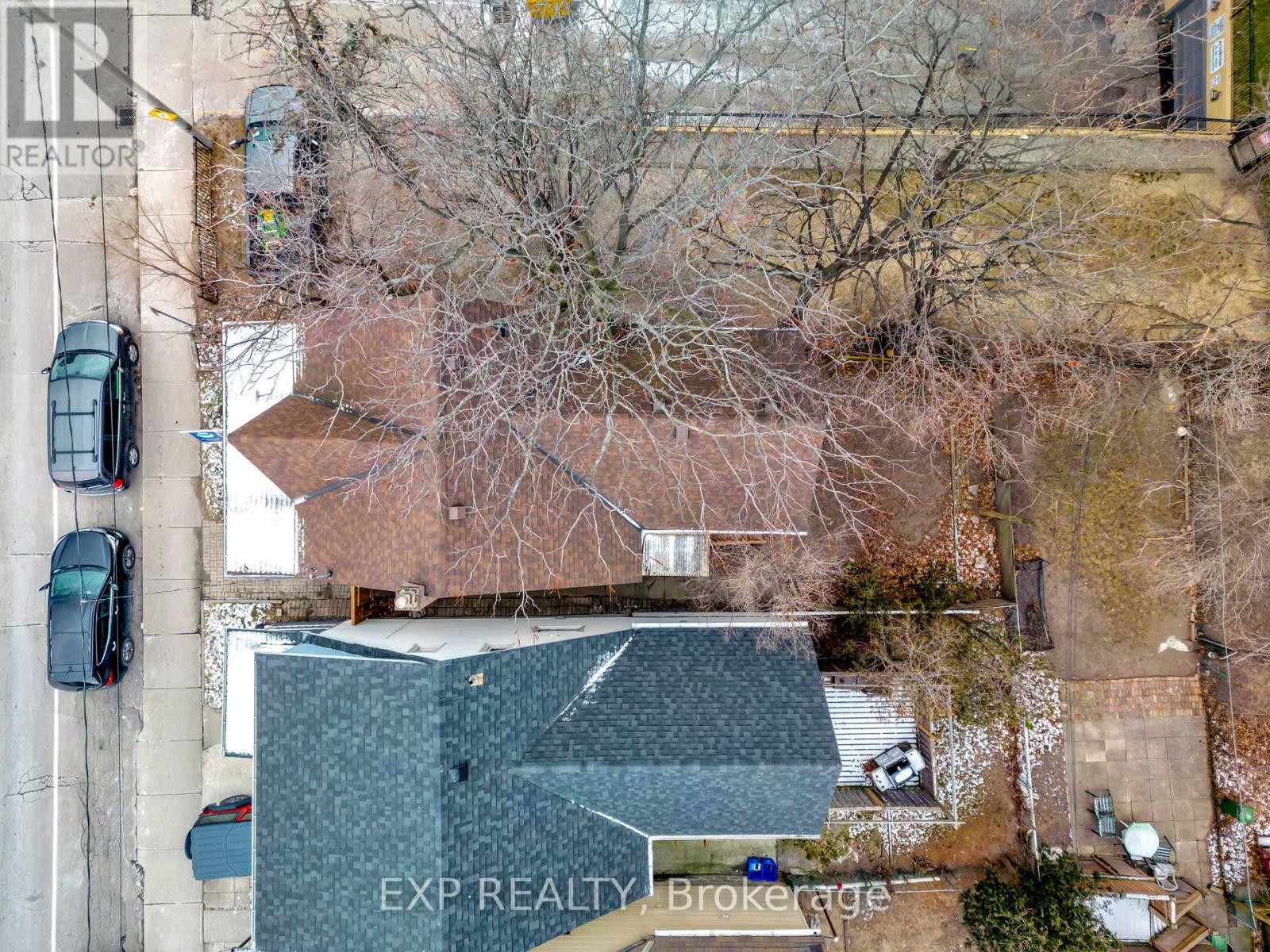 142 Sanford Avenue N Property Photo 34