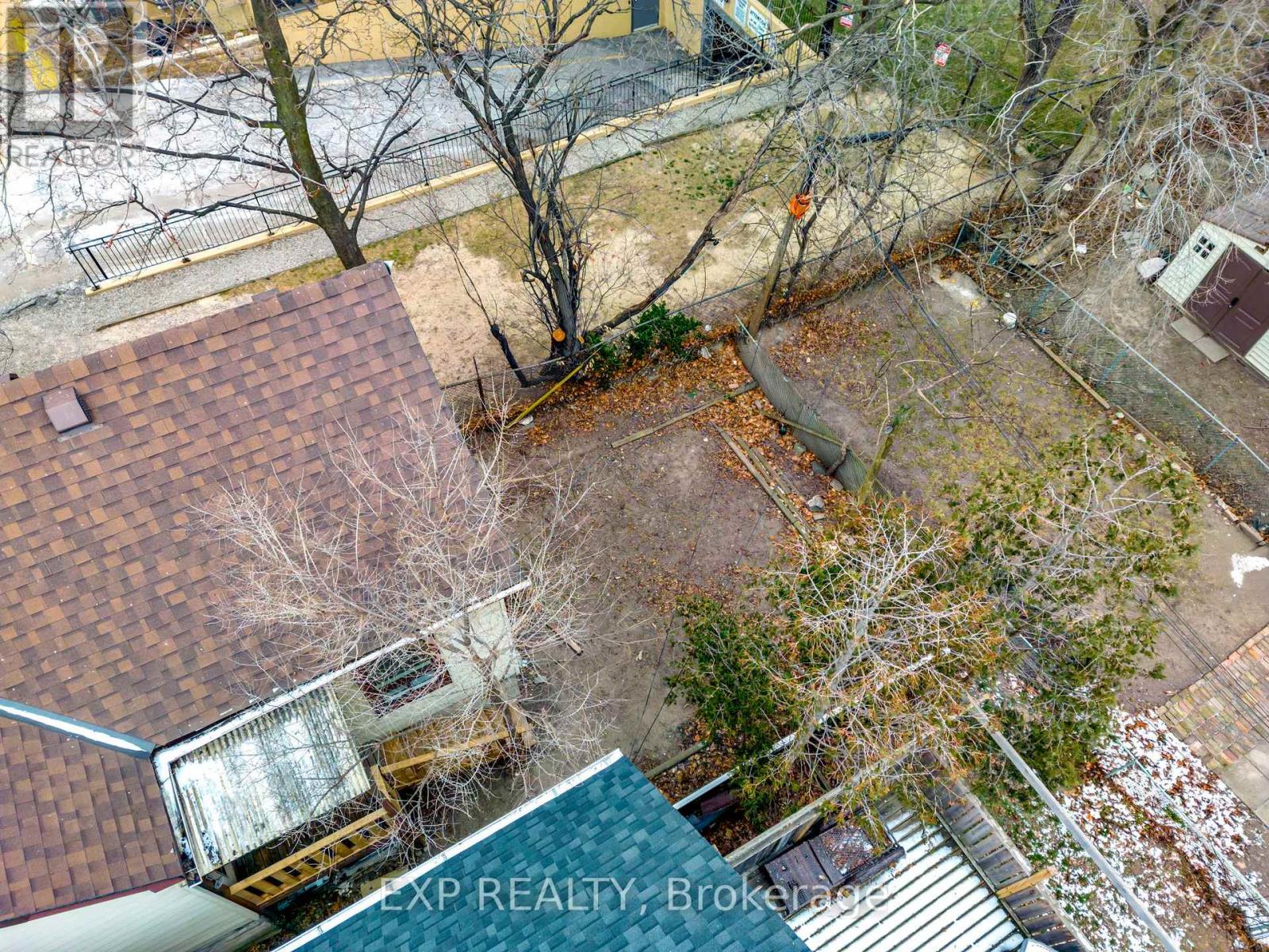 142 Sanford Avenue N Property Photo 35