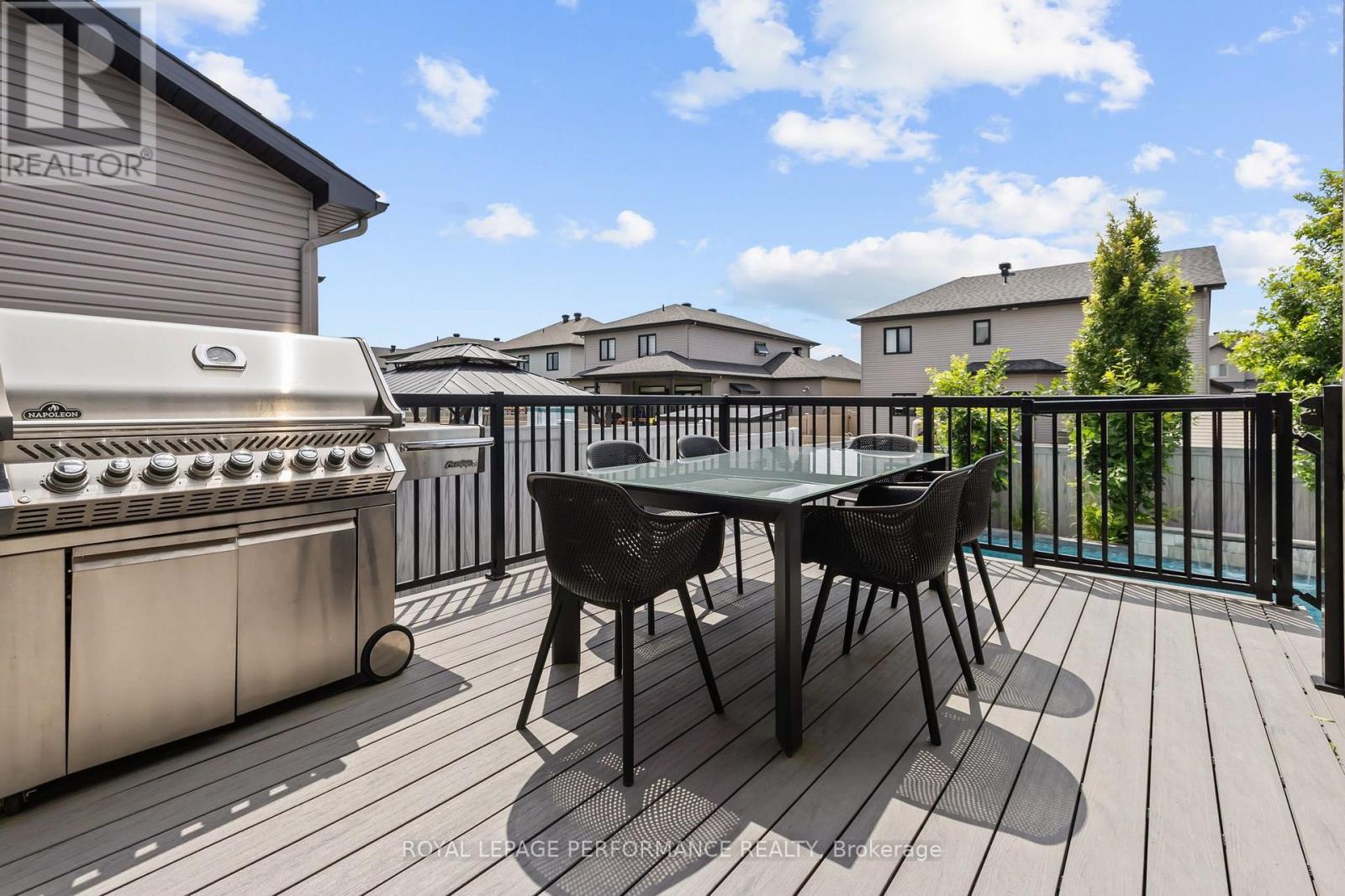 441 Bruges Street Property Photo 36
